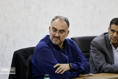 همزمان با بازگشایی مدارس نواخت زنگ گردشگری در سفر شهرستانی امیر کرم زاده به تیران و کرون