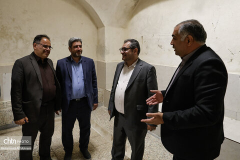 همزمان با بازگشایی مدارس نواخت زنگ گردشگری در سفر شهرستانی امیر کرم زاده به تیران و کرون