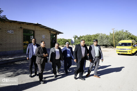 همزمان با بازگشایی مدارس نواخت زنگ گردشگری در سفر شهرستانی امیر کرم زاده به تیران و کرون