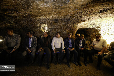 همزمان با بازگشایی مدارس نواخت زنگ گردشگری در سفر شهرستانی امیر کرم زاده به تیران و کرون