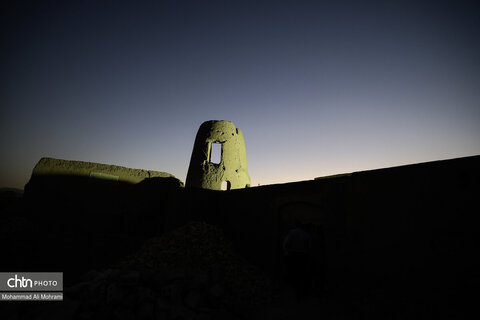 همزمان با بازگشایی مدارس نواخت زنگ گردشگری در سفر شهرستانی امیر کرم زاده به تیران و کرون