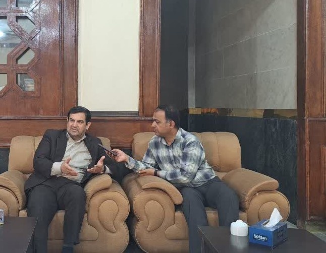 آبادان شایسته بازگشت به جایگاه تاریخی خود در عرصه فرهنگ و هنر است/ ضرورت تقویت زیرساختهای زمینی، هوایی و دریایی