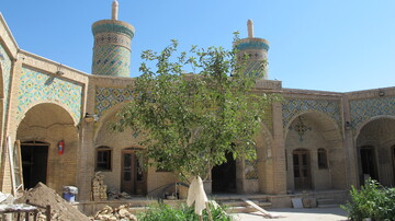 آغاز مرمتِ مشارکتی مسجد و مدرسه‌ خانم زنجان