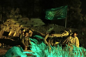 اجرای نمایش میدانی پایداری در آتش؛ روایتی از رشادت‌های رزمندگان فارس در نبرد چذابه