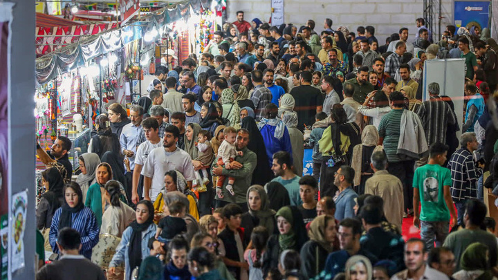 حضور ۲۰۰ هزار بازدیدکننده در هجدهمین جشنواره ملی آش و نمایشگاه صنایع‌دستی زنجان