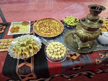 معرفی غذاها و سوغات آذربایجان‌ غربی در نمایشگاه  «وان قورمه» وان ترکیه