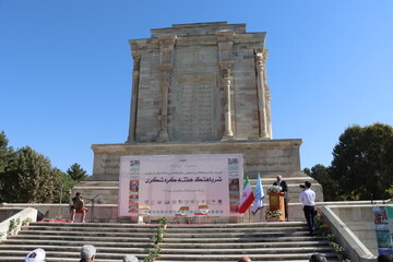 رضایت؛ هدف نخست خدمت به زائران و گردشگران است