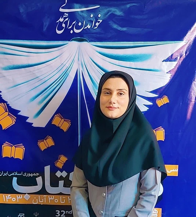 کتاب‌خوانی با محوریت میراث‌فرهنگی، گردشگری، صنایع‌دستی در شوشتر