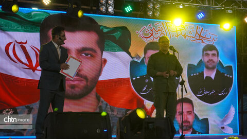 دومین جشنواره ملی انگور شهرستان ملایر برگزار شد