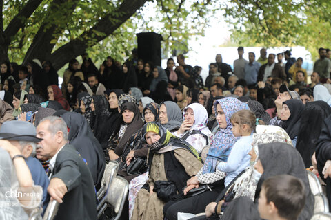 دومین جشنواره گردوی ثمرین