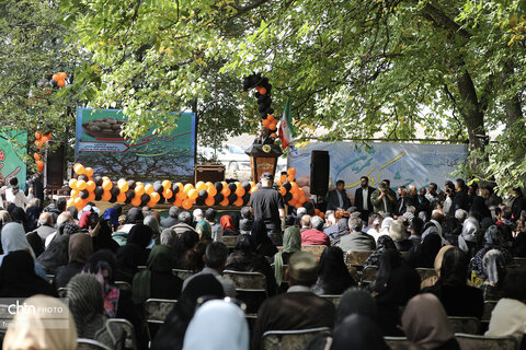 دومین جشنواره گردوی ثمرین