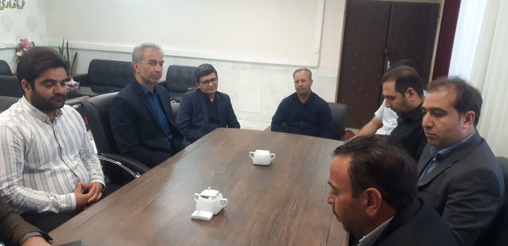 هم‌افزایی مسئولان برای رونق گردشگری فردوس در هفته گردشگری/ تأکید بر حمایت از بوم‌گردی و تقویت زیرساخت‌ها