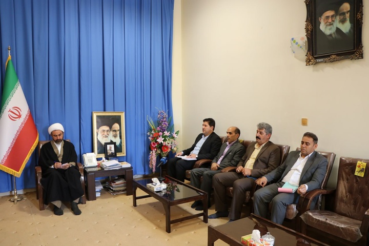 دیدار مدیرکل میراث‌فرهنگی ایلام با نماینده ولی‌فقیه استان در آغاز هفته گردشگری