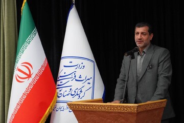 گردشگری در سایه امنیت توسعه می‌یابد/ ضرورت اتحاد فعالان گردشگری آذربایجان غربی/ فعالیت در حوزه گردشگری مستلزم داشتن دانش و علم به‌روز است