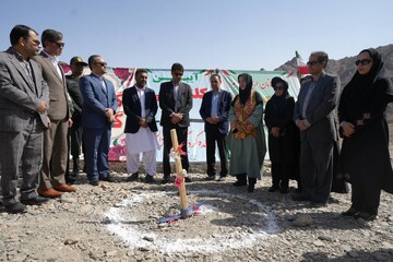 بخش دوم دهکده گردشگری بام زاهدان با اعتبار ۱۳۵میلیارد تومان کلنگ‌زنی شد