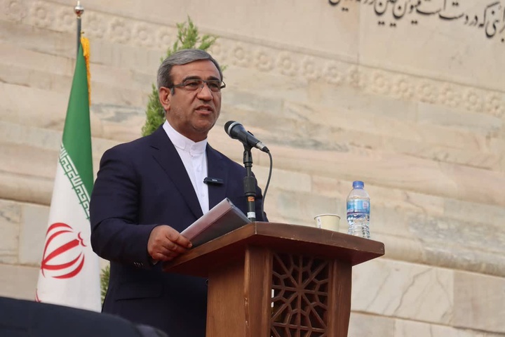 گردشگری پیشران توسعه پایدار و تحکیم هویت ملی است/ خدمت به زائران و گردشگران رسالتی تاریخی و افتخاری معنوی است