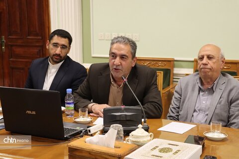 نشست صمیمی فعالان گردشگری با استاندار خراسان رضوی درروز جهانی جهانگردی و آغاز هفته گردشگری