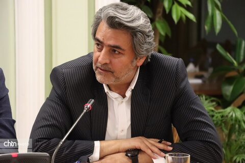 نشست صمیمی فعالان گردشگری با استاندار خراسان رضوی درروز جهانی جهانگردی و آغاز هفته گردشگری