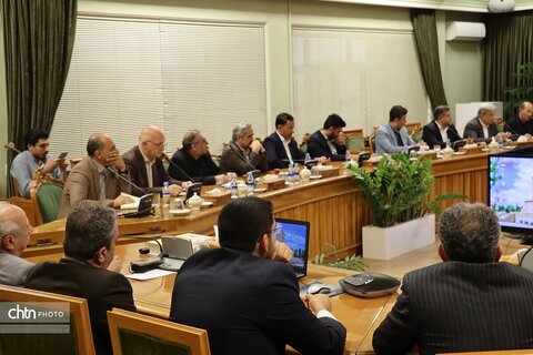 نشست صمیمی فعالان گردشگری با استاندار خراسان رضوی درروز جهانی جهانگردی و آغاز هفته گردشگری