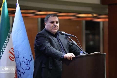 تکریم و معارفه