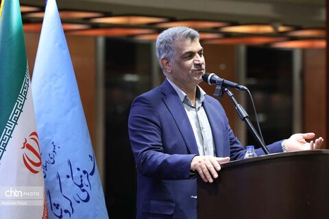 تکریم و معارفه