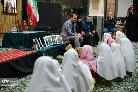 برگزاری رویداد فرهنگی «لحظه‌های قصه و حماسه با مادر و کودک» در اهواز