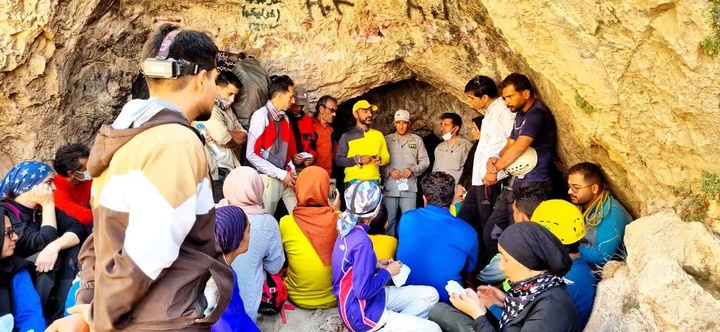 حضور غارنوردان استان در برنامه پاکسازی غار