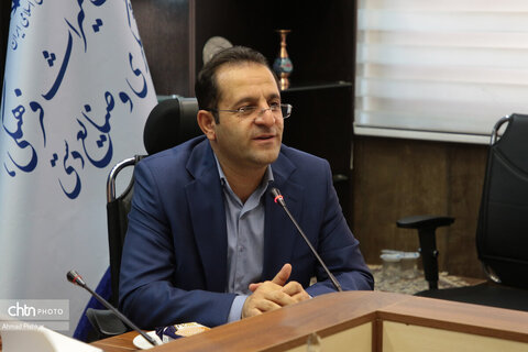 تفاهم‌نامه همکاری‌ بین معاونت گردشگری و شرکت ایران‌ایر(هما)