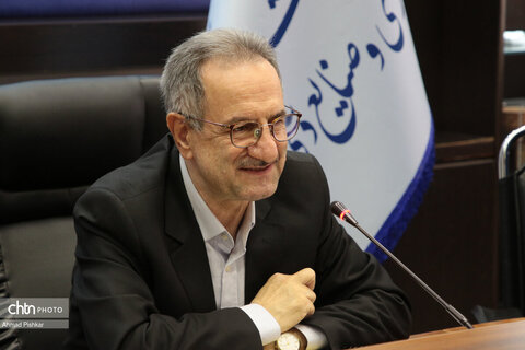 تفاهم‌نامه همکاری‌ بین معاونت گردشگری و شرکت ایران‌ایر(هما)