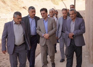 بازدید رئیس پژوهشگاه میراث‌فرهنگی و گردشگری کشور از بافت تاریخی اسفنجرد و مسجد ریگ مجومرد