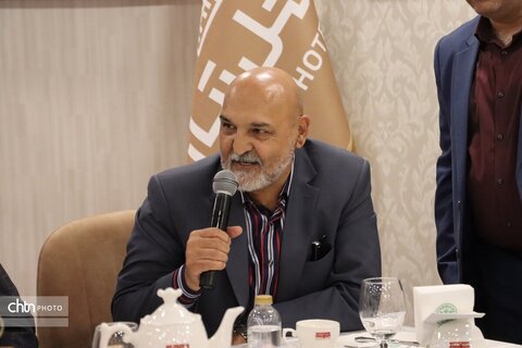 نشست با پیشکسوت  غذا وسوغات مشهد  سنت وطعم در گردشگری