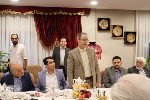 نشست با پیشکسوت  غذا وسوغات مشهد  سنت وطعم در گردشگری