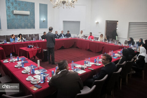 برگزاری نشست تخصصی معرفی گردشگری دسترس‌پذیر با رویکرد جنگ در اهواز