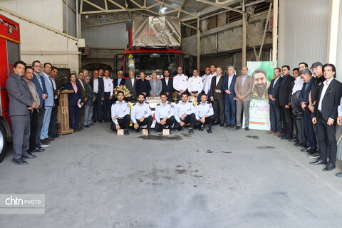 مراسم یادبود شهید آتش نشان رضا فخریان در ایستگاه شماره 10 آتش نشانی مشهد