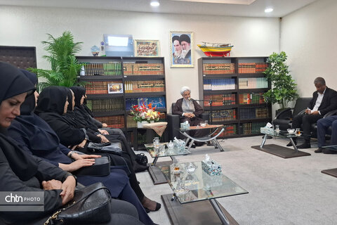 دیدار با نماینده ولی فقیه و امام جمعه بندرعباس همزمان با هفته گردشگری