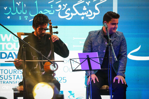 برپایی آیین نکوداشت روز جهانی جهانگردی و هفته ملی گردشگری در هتل پارس اهواز