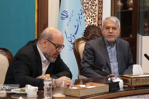 امضای تفاهم‌نامه میان وزارت میراث‌فرهنگی و بانک سینا برای توسعه گردشگری، احیای بناهای تاریخی و رونق صنایع‌دستی