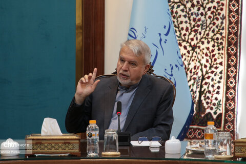 امضای تفاهم‌نامه میان وزارت میراث‌فرهنگی و بانک سینا برای توسعه گردشگری، احیای بناهای تاریخی و رونق صنایع‌دستی