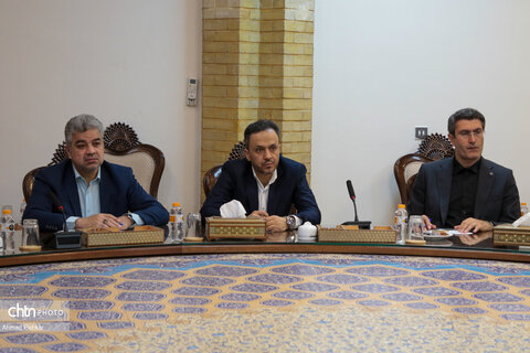 امضای تفاهم‌نامه میان وزارت میراث‌فرهنگی و بانک سینا برای توسعه گردشگری، احیای بناهای تاریخی و رونق صنایع‌دستی