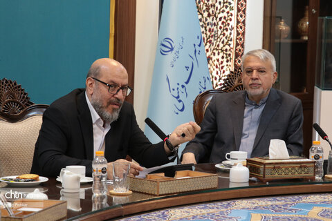 امضای تفاهم‌نامه میان وزارت میراث‌فرهنگی و بانک سینا برای توسعه گردشگری، احیای بناهای تاریخی و رونق صنایع‌دستی