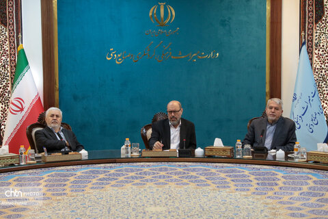 امضای تفاهم‌نامه میان وزارت میراث‌فرهنگی و بانک سینا برای توسعه گردشگری، احیای بناهای تاریخی و رونق صنایع‌دستی