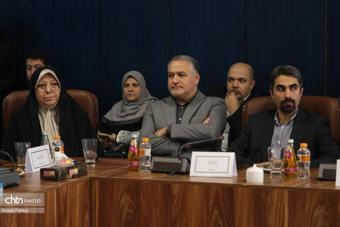 دیدار صمیمانه وزیر میراث‌فرهنگی با بانوان فعال در حوزه گردشگری