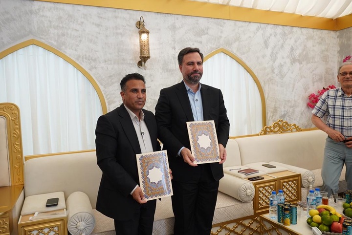 امضای تفاهمنامه همکاری ادارهکل میراثفرهنگی، گردشگری و صنایعدستی با شرکت عملیات غیرصنعتی پازارگاد امضای تفاهمنامه همکاری ادارهکل میراثفرهنگی، گردشگری و صنایعدستی با شرکت عملیات غیرصنعتی پازارگاد