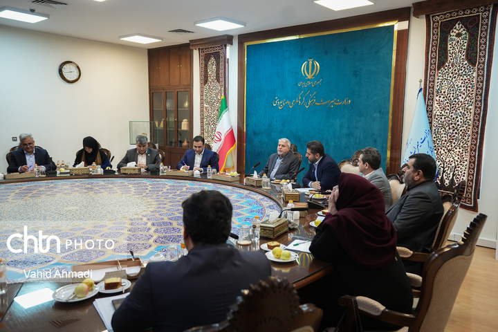 نشست با اعضای کمیسیون گردشگری اتاق بازرگانی ایران