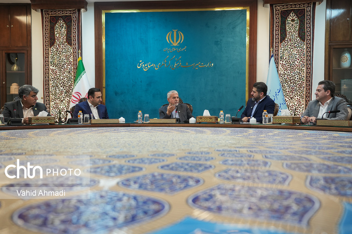 نشست با اعضای کمیسیون گردشگری اتاق بازرگانی ایران