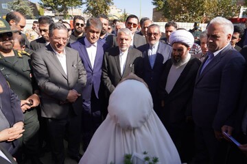 وزیر میراث‌فرهنگی، گردشگری و صنایع‌دستی وارد خوی شد/ بازدید از آثار تاریخی و حضور در کنگره شمس و مولانا