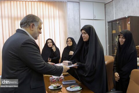 تجلیل از کارمندان ایثارگر و فرزندان شهید میراث‌فرهنگی قم