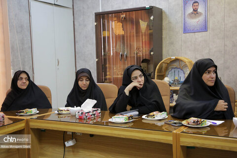 تجلیل از کارمندان ایثارگر و فرزندان شهید میراث‌فرهنگی قم