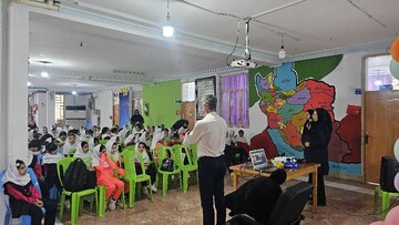 برگزاری برنامه آموزشی گردشگری پایدار برای دانش آموزان در بندرعباس