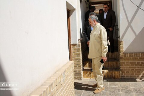 بازدید مشاور وزیر میراث‌فرهنگی از منزل تاریخی امام خمینی(ره) در قم